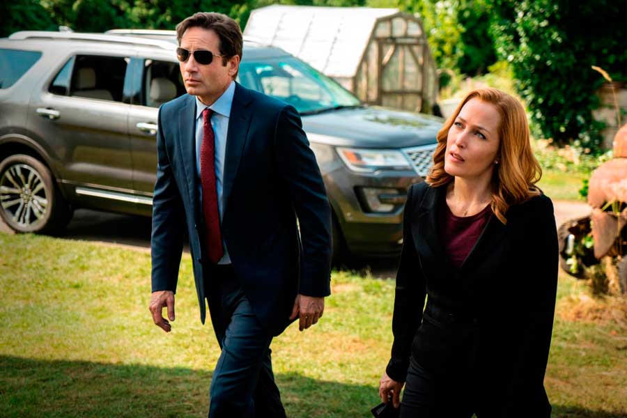 Ford Explorer es la Estrella en la Nueva Temporada de los Archivos  Secretos X