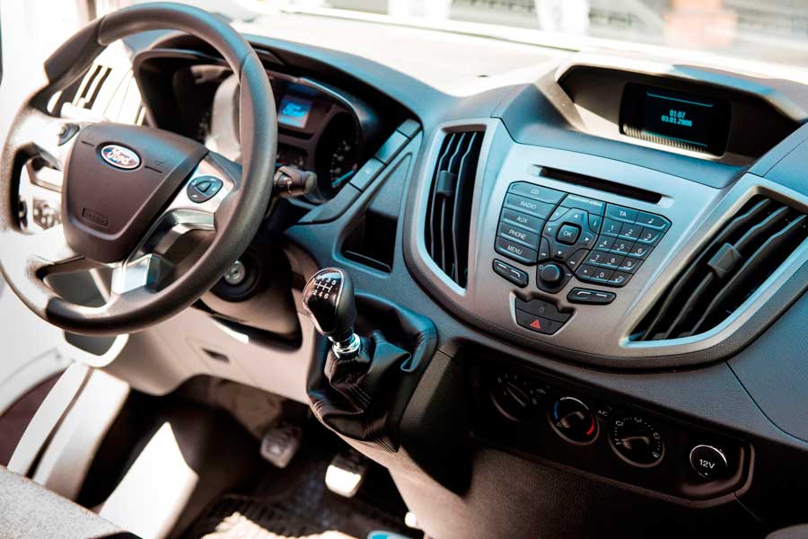 Ford estrena en Chile el nuevo Transit Minibús