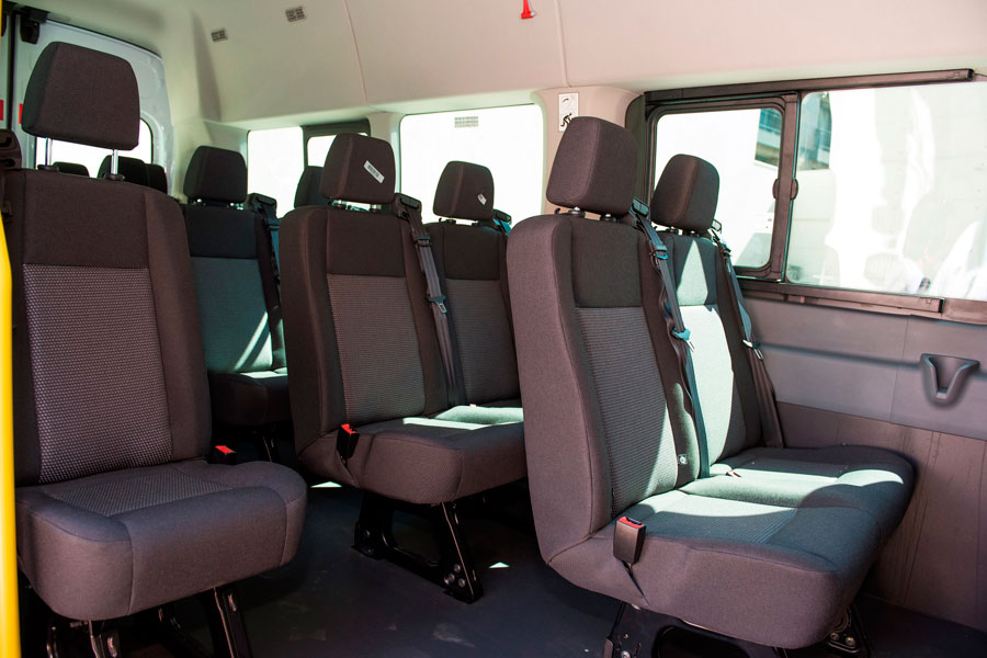 Ford estrena en Chile el nuevo Transit Minibús