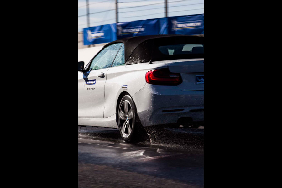 Michelín presenta su nuevo Pilot Sport 4, que ofrece seguridad y control en la conducción