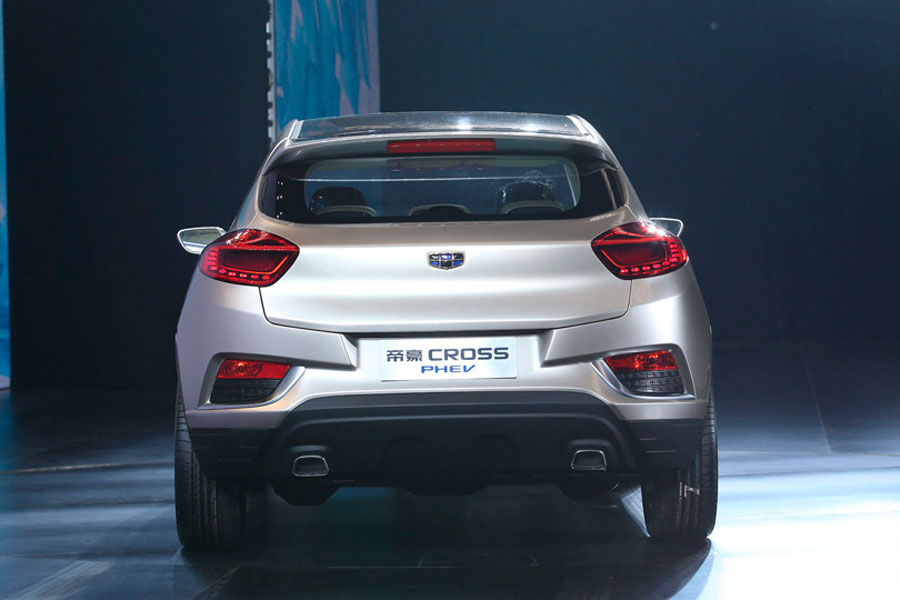 Машина geely cross