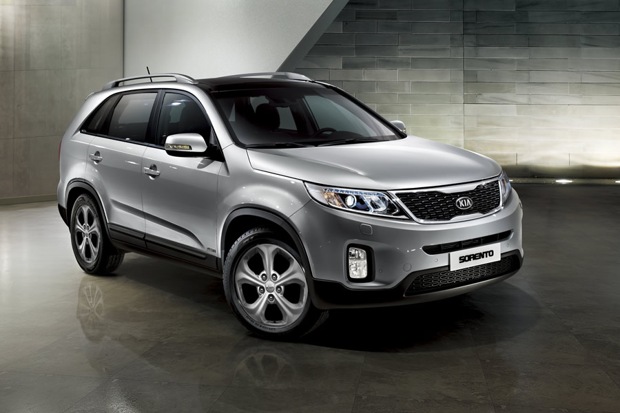 KIA SORENTO - SALON DEL AUTOMOVIL 2012 KIA SORENTO - SALON DEL AUTOMOVIL 2012