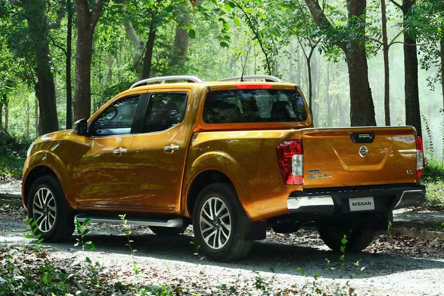 nissan np300 navara imagen 1