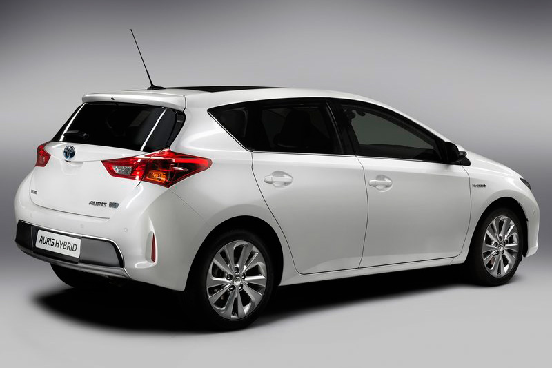 toyota auris 2013 imagen 2